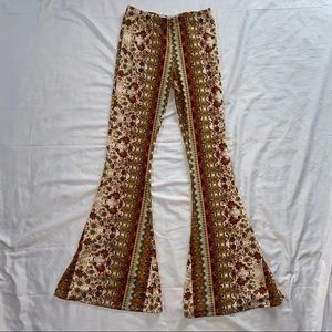 Bell bottom leggings